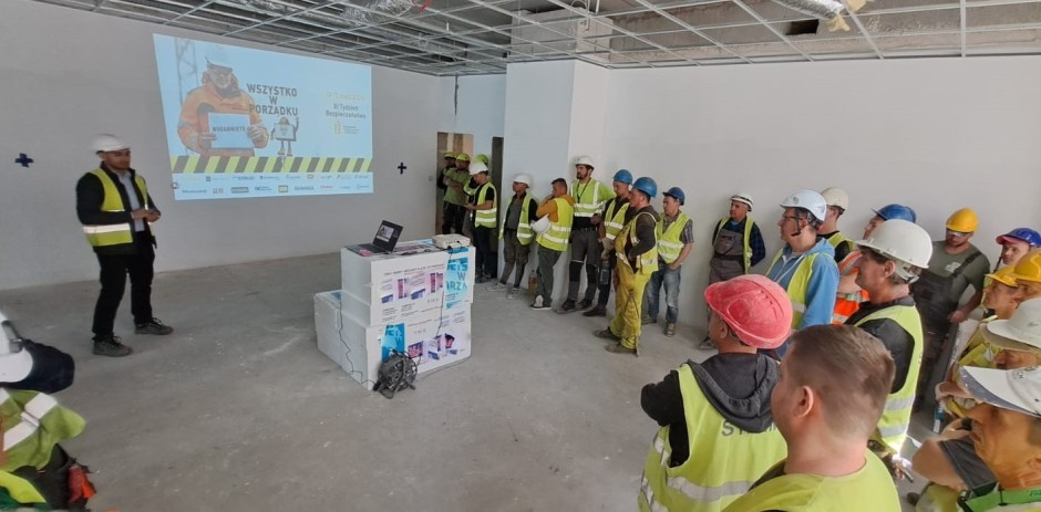 O bezpieczeństwie pracy w budownictwie - szkolenie na budowie w Katowicach 