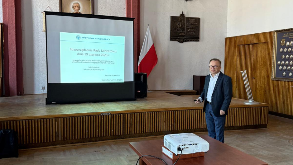 Szkolenie w Częstochowskiej Izbie Rzemiosła i Przedsiębiorczości dotyczące zatrudniania pracowników młodocianych.