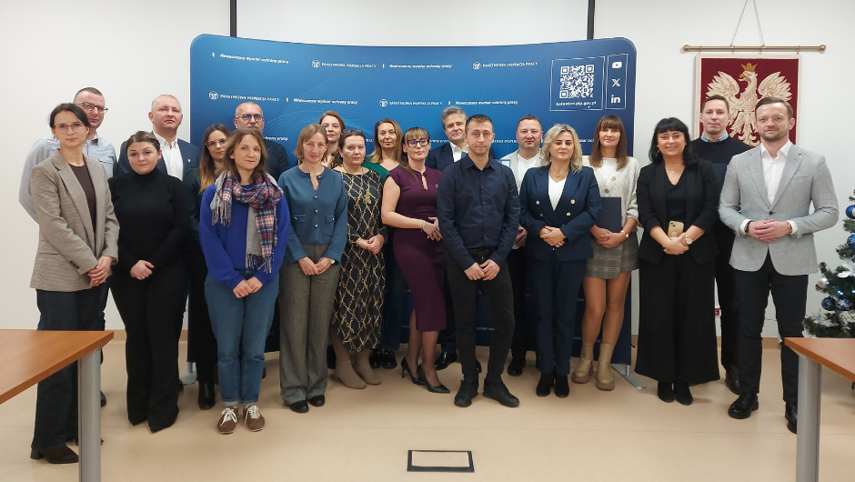 Wręczenie dyplomów w programie prewencyjnym PIP „Prewencja wypadkowa” oraz wyróżnień w krajowym etapie konkursu „Najaktywniejszy Społeczny Inspektor Pracy”