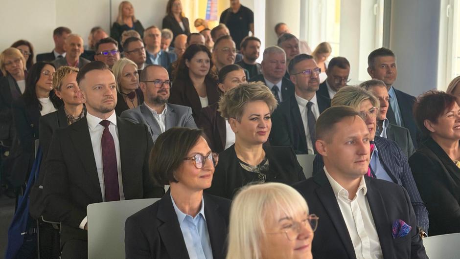 Okręgowy Inspektor Pracy w Katowicach na konferencji poświęconej cyberbezpieczeństwu w PIP